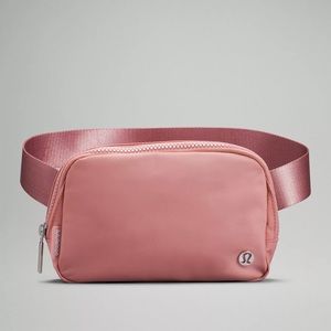 Lululemon Everywhere Belt Bag in Pink Pastel